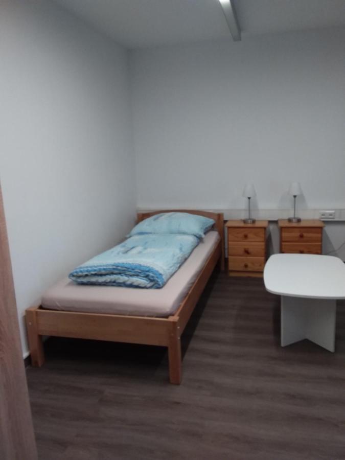 Nguyen Le 3 Schlafzimmer, 7 Bette,Dusche, 2 Wc , Kueche Ab 2 Uebernachtungen Neukirch  Exterior photo