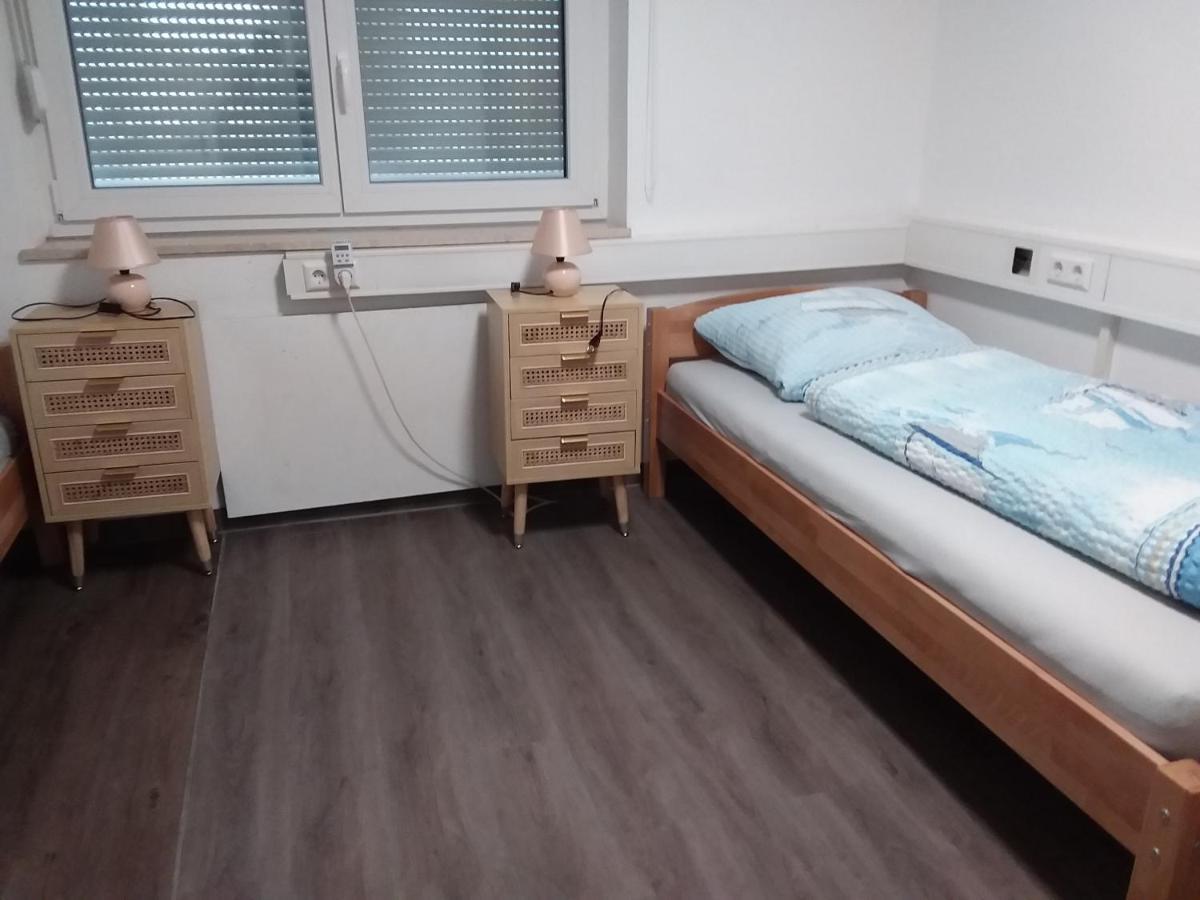 Nguyen Le 3 Schlafzimmer, 7 Bette,Dusche, 2 Wc , Kueche Ab 2 Uebernachtungen Neukirch  Exterior photo