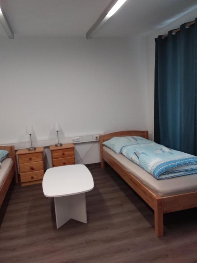 Nguyen Le 3 Schlafzimmer, 7 Bette,Dusche, 2 Wc , Kueche Ab 2 Uebernachtungen Neukirch  Exterior photo