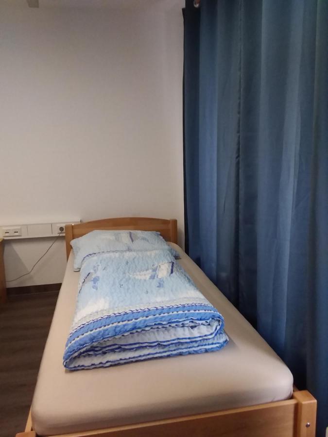 Nguyen Le 3 Schlafzimmer, 7 Bette,Dusche, 2 Wc , Kueche Ab 2 Uebernachtungen Neukirch  Exterior photo