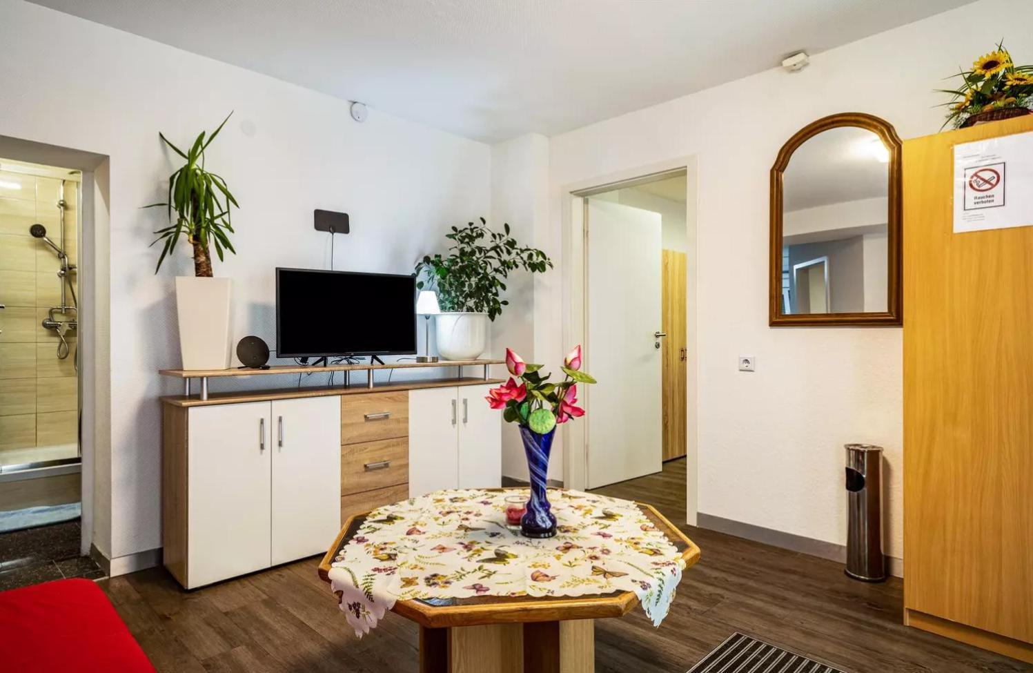 Nguyen Le 3 Schlafzimmer, 7 Bette,Dusche, 2 Wc , Kueche Ab 2 Uebernachtungen Neukirch  Exterior photo